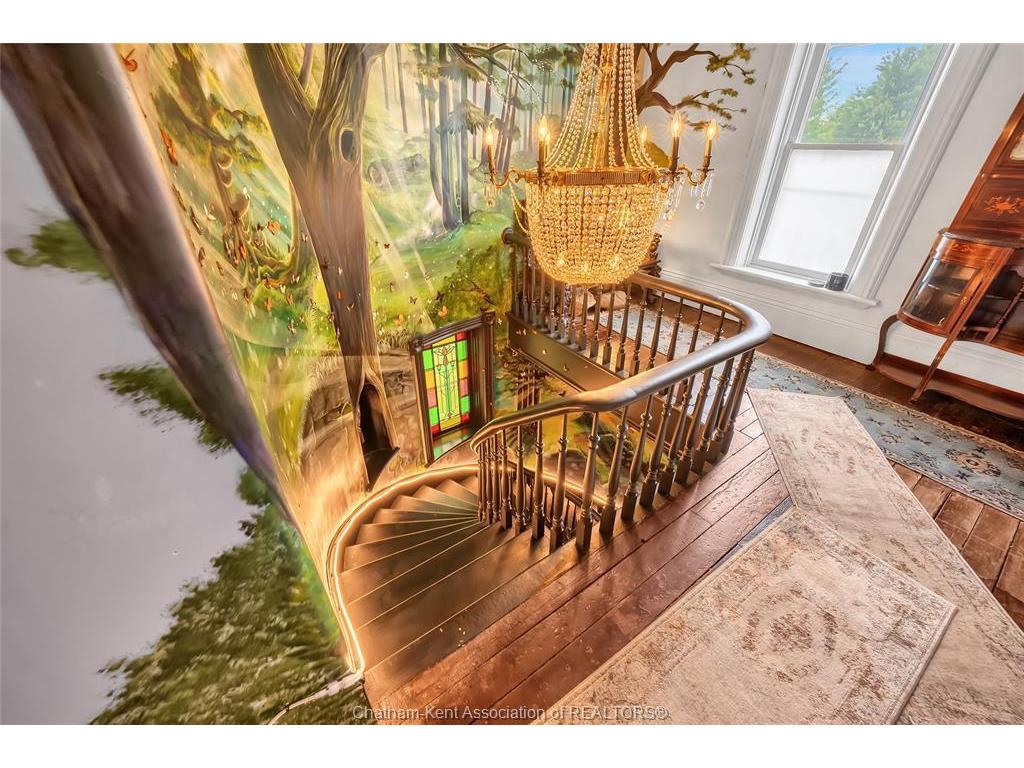 









620


Cross

Street,
Dresden,




ON
N0P 1M0

