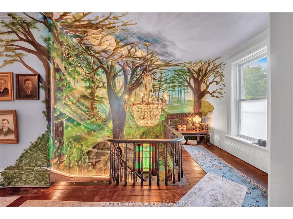 









620


Cross

Street,
Dresden,




ON
N0P 1M0

