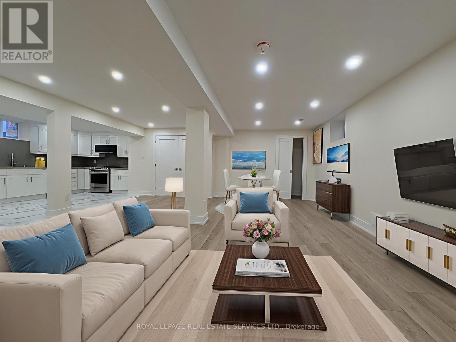 












65 VILLAGEWOOD COURT

,
Vaughan,




Ontario
L4L8V9

