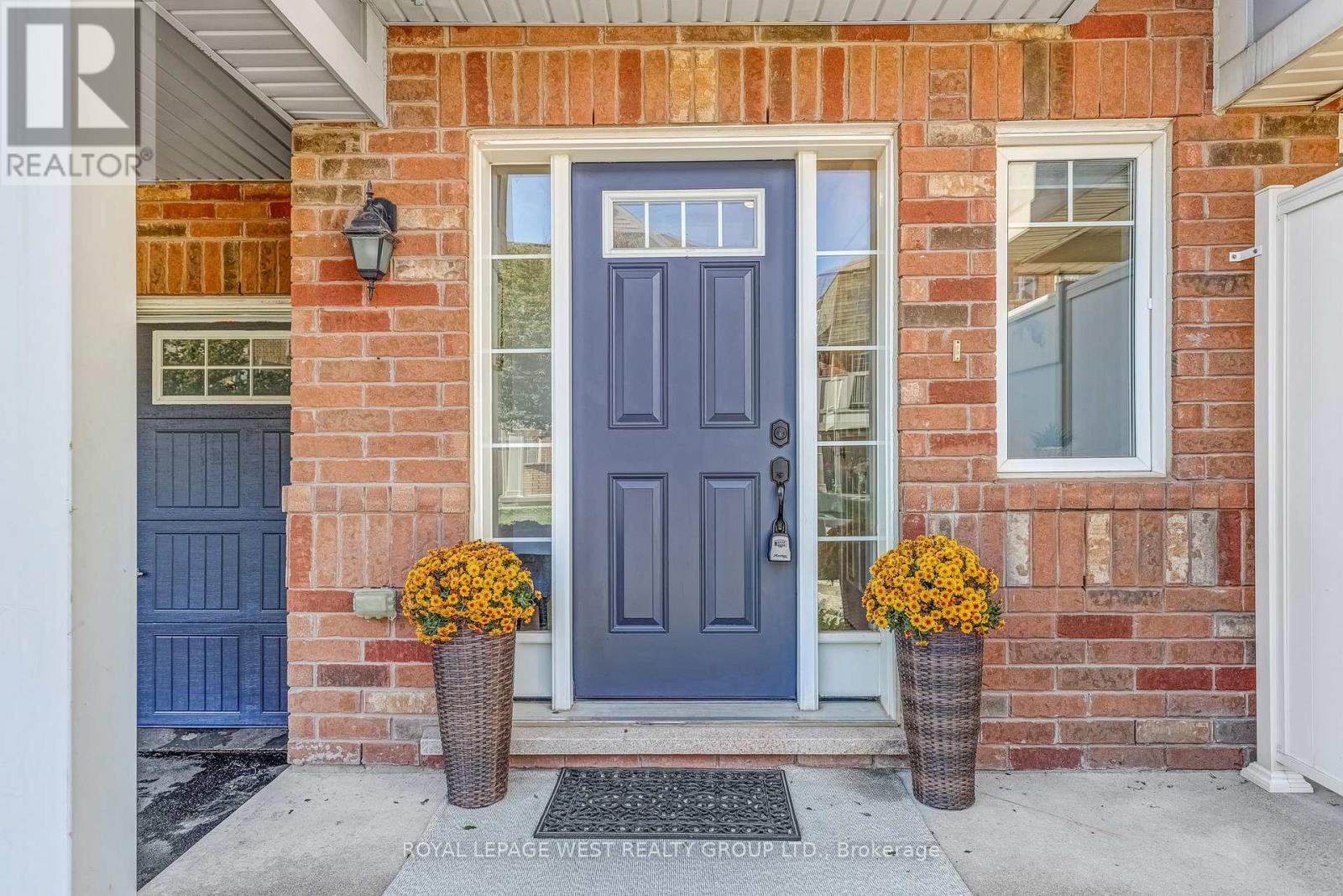 












551 PHARO

,
Milton,




Ontario
L9T8H6

