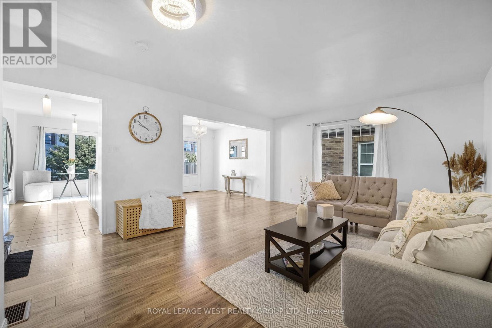 












551 PHARO

,
Milton,




Ontario
L9T8H6

