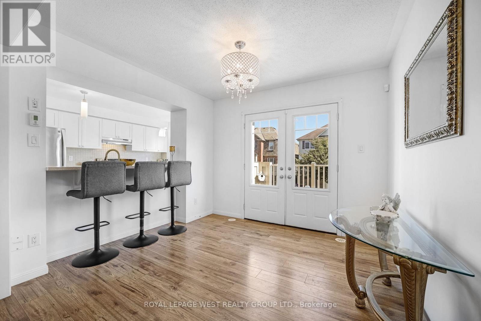 












551 PHARO

,
Milton,




Ontario
L9T8H6

