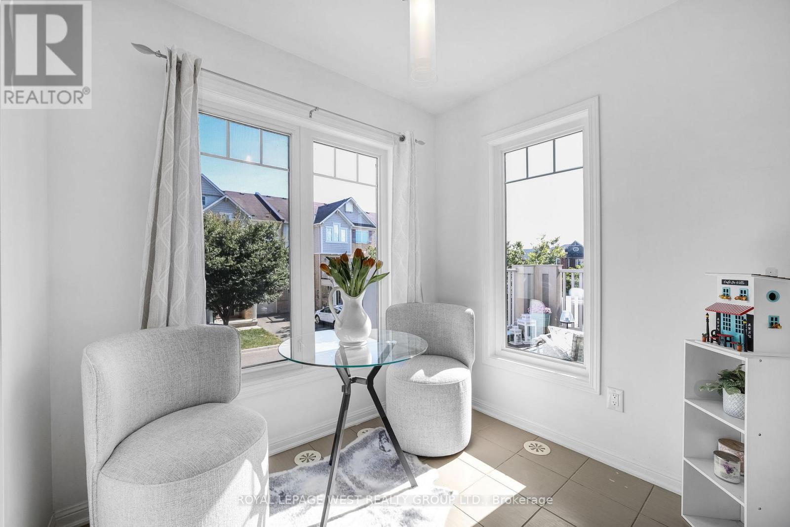 












551 PHARO

,
Milton,




Ontario
L9T8H6

