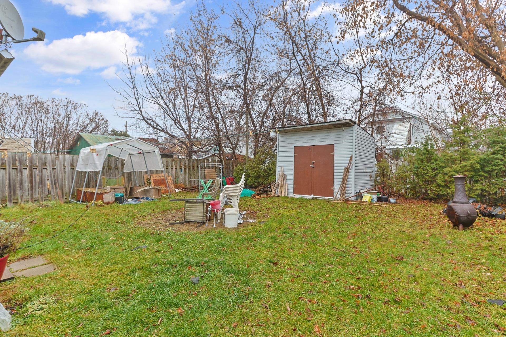 









193


Rue du Marché

,
Salaberry-de-Valleyfield,




QC
J6T1R7

