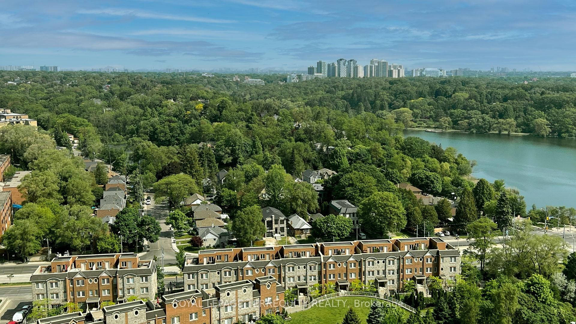 









1928


lakeshore

Boulevard West, 2506,
Toronto,




ON
M6S 0B1

