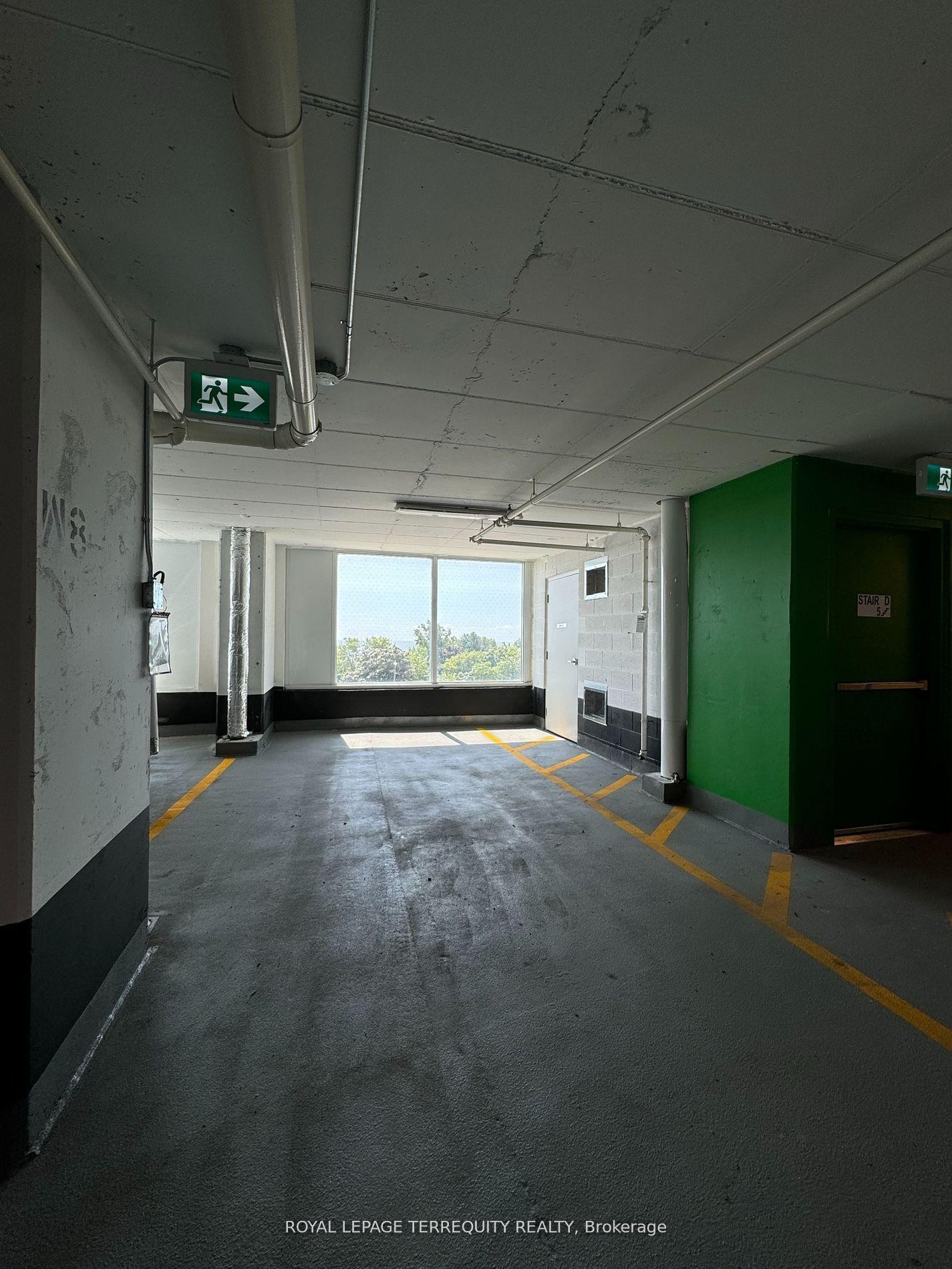 









1928


lakeshore

Boulevard West, 2506,
Toronto,




ON
M6S 0B1

