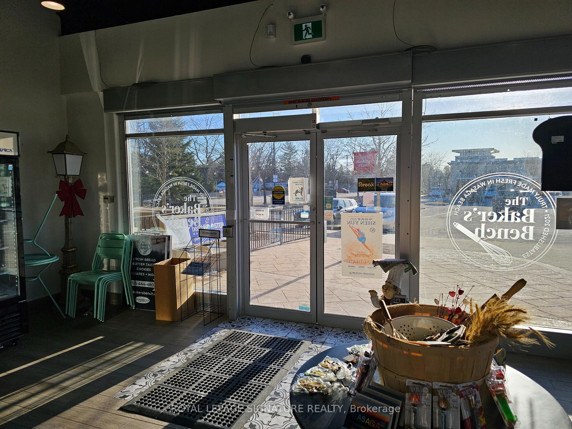 









321


Main

Street, F1,
Wasaga Beach,




ON
L9Z 0B6

