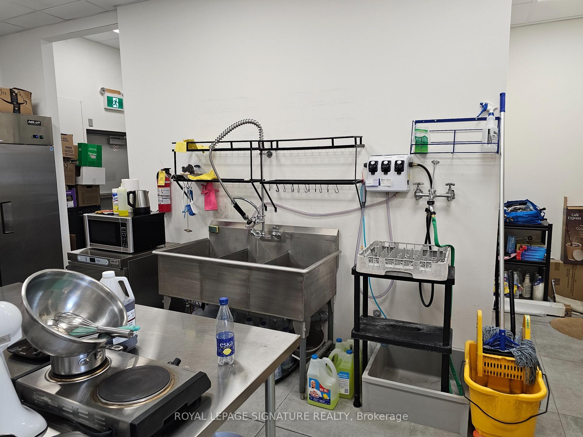 









321


Main

Street, F1,
Wasaga Beach,




ON
L9Z 0B6

