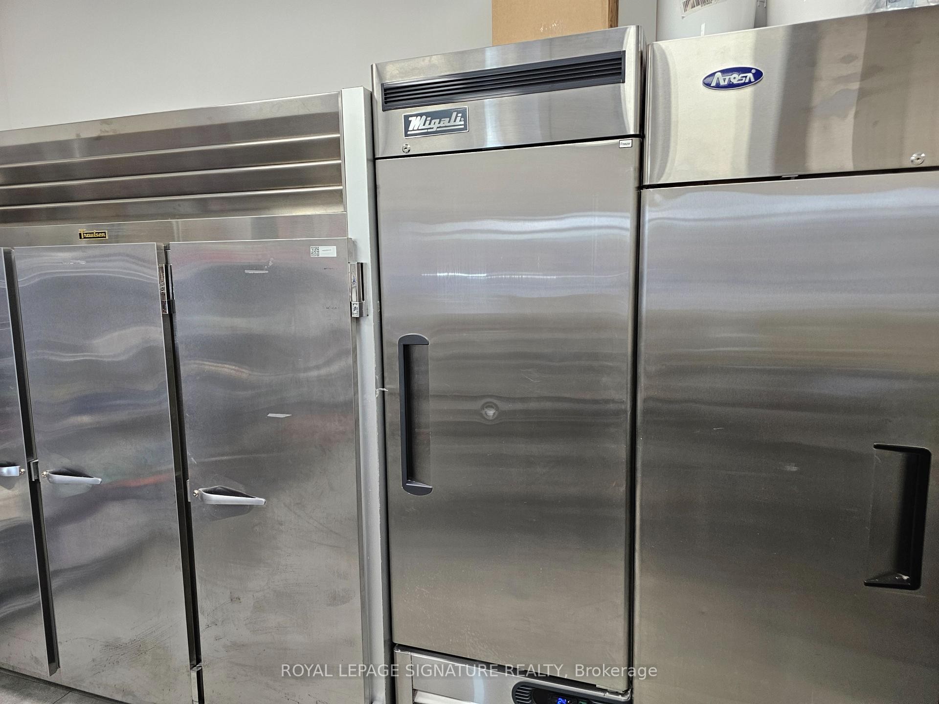 









321


Main

Street, F1,
Wasaga Beach,




ON
L9Z 0B6

