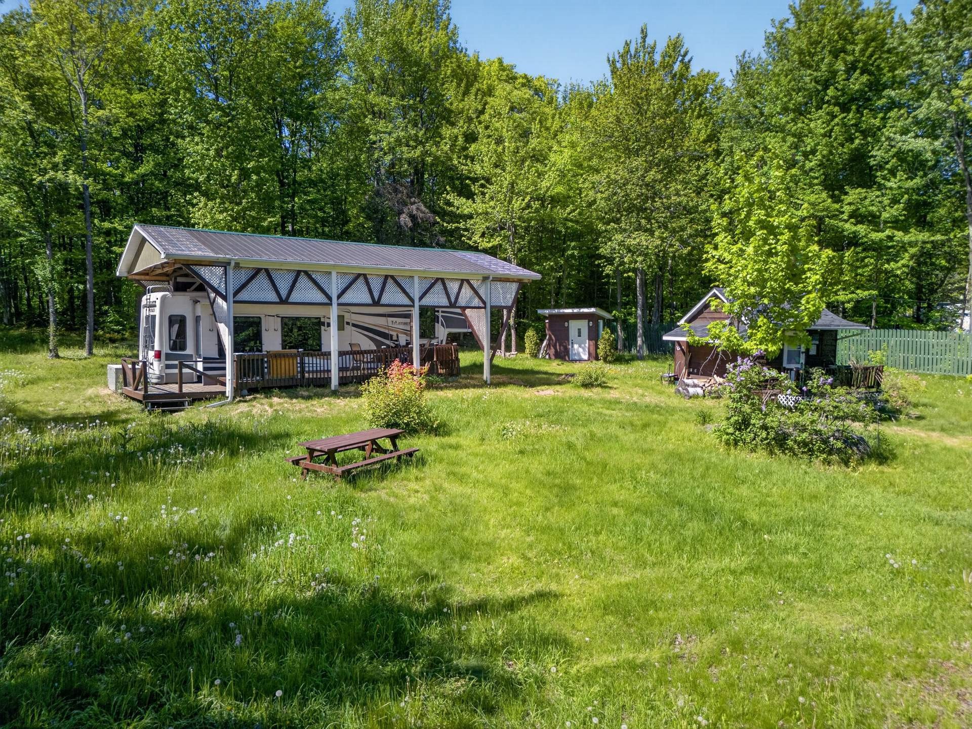 









165


Ch. Coutu

,
Stoke,







QC
J0B3G0

