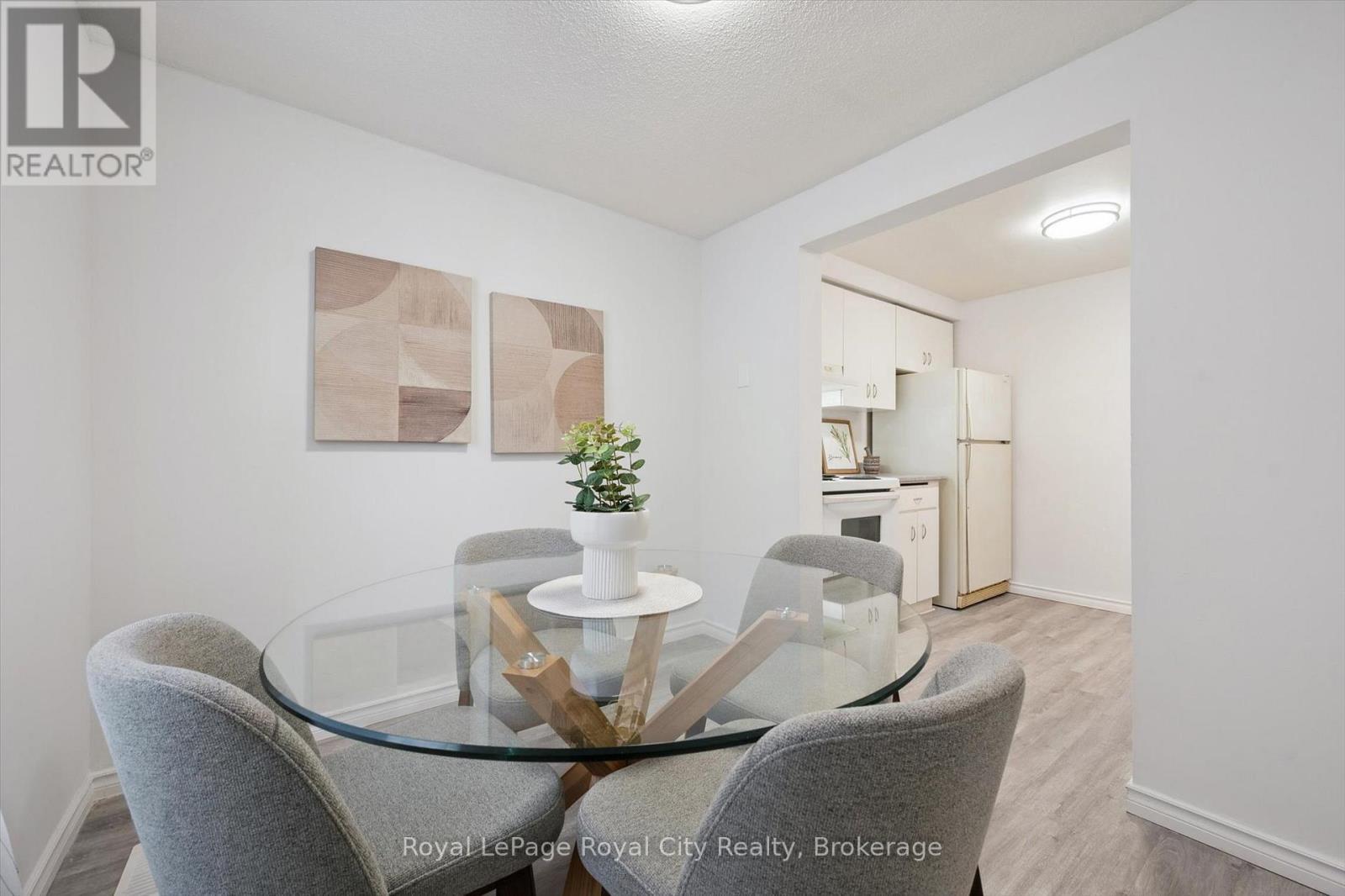 












78 - 700 PAISLEY ROAD

,
Guelph (Willow West/Sugarbush/West Acres),




Ontario
N1K1A3

