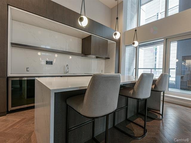 









1288


Rue St-Antoine O.

, TH2,
Montréal (Ville-Marie),




QC
H3C0X6

