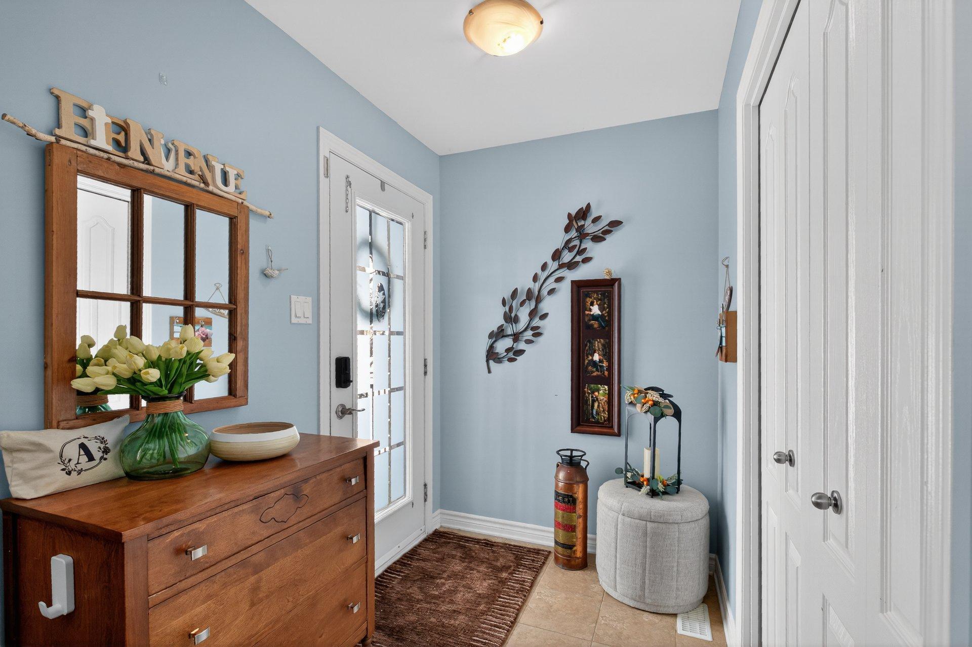 









373


Rue Jeannine-Grégoire-Ross

,
Gatineau (Gatineau),




QC
J8P0E1

