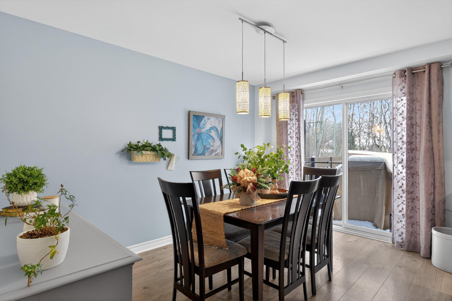 









373


Rue Jeannine-Grégoire-Ross

,
Gatineau (Gatineau),




QC
J8P0E1

