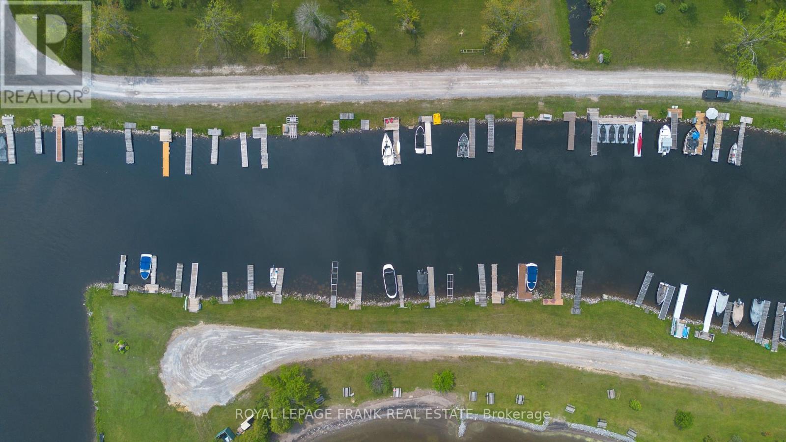 












383 OLD SURREY LANE

,
Kawartha Lakes (Bobcaygeon),




Ontario
K0M1A0

