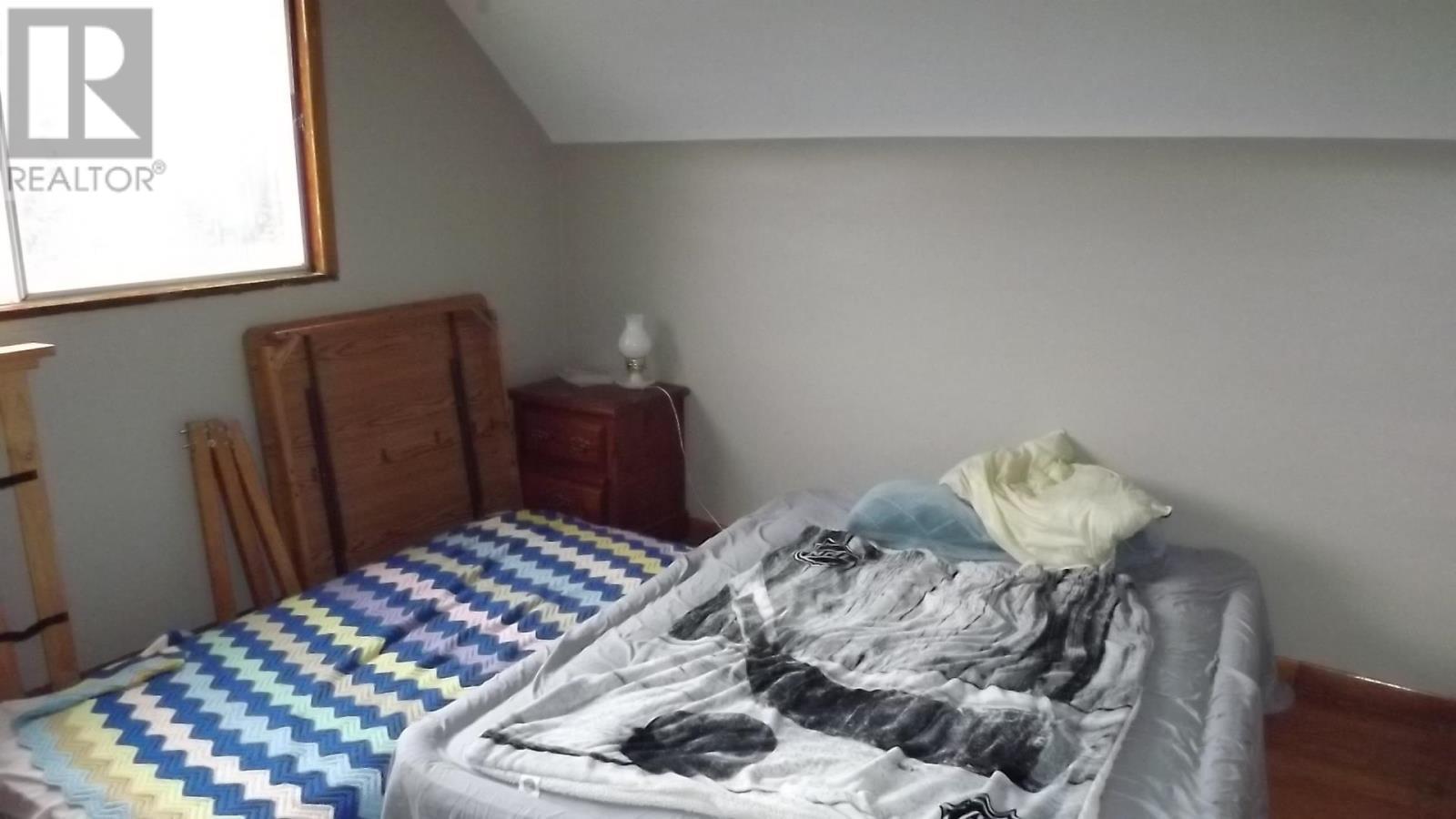 












23 Blackwell RD

,
Elliot Lake,




Ontario
P5A1G4

