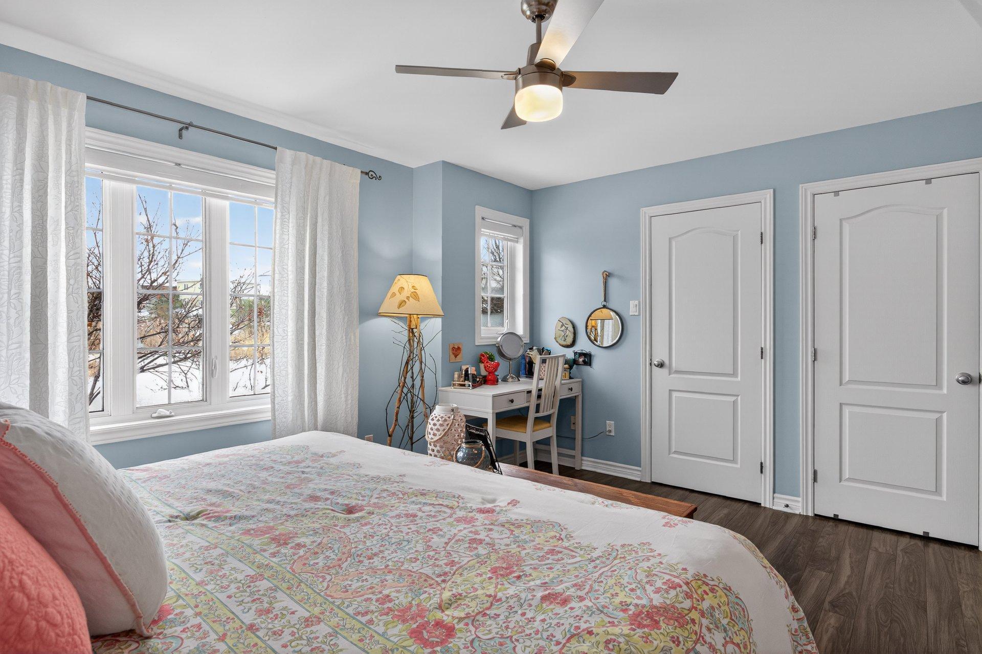 









373Z


Rue Jeannine-Grégoire-Ross

,
Gatineau (Gatineau),




QC
J8P0E1

