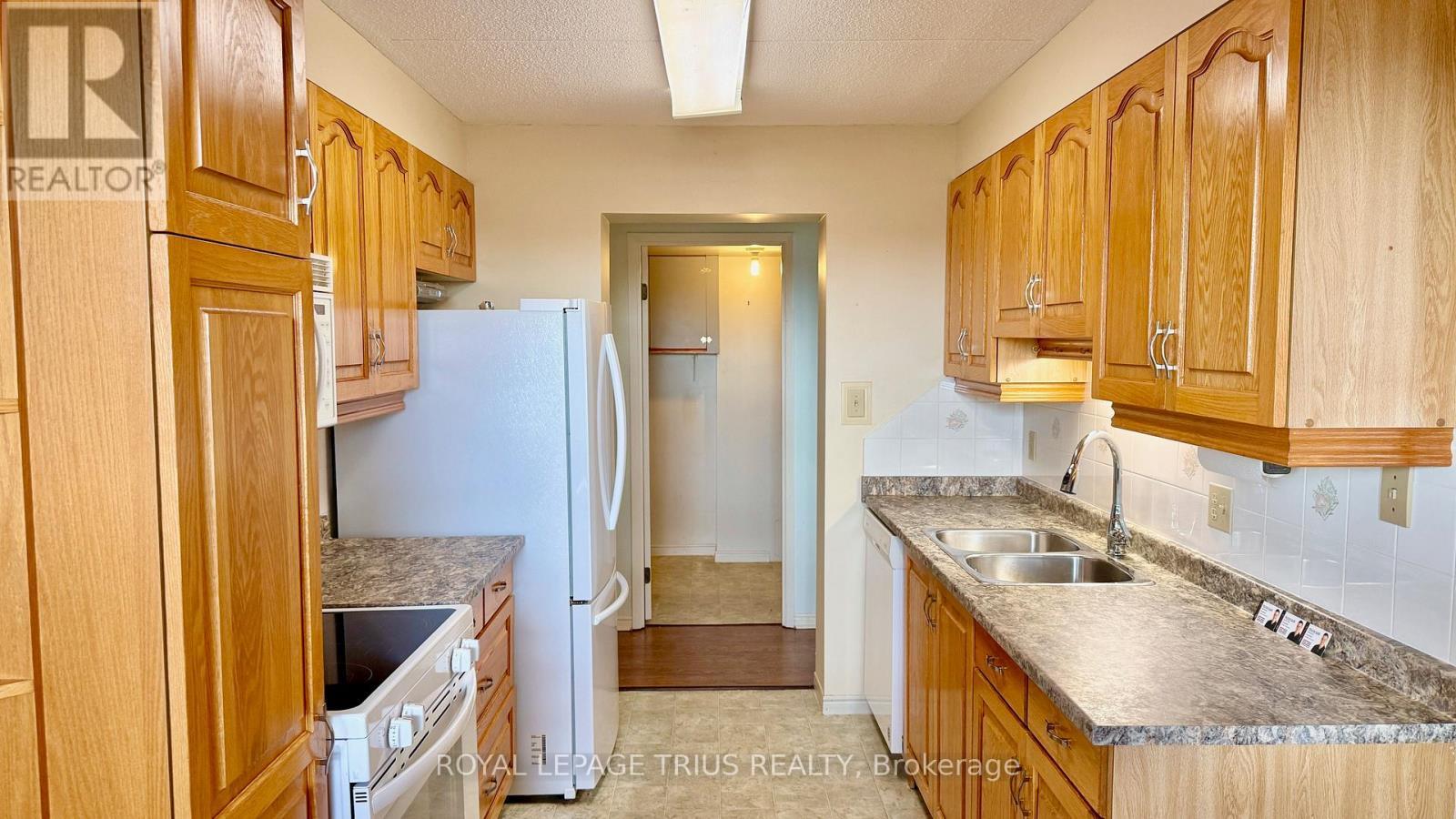 












604 - 5 MILL POND COURT

,
Norfolk (Simcoe),




Ontario
N3Y5J6

