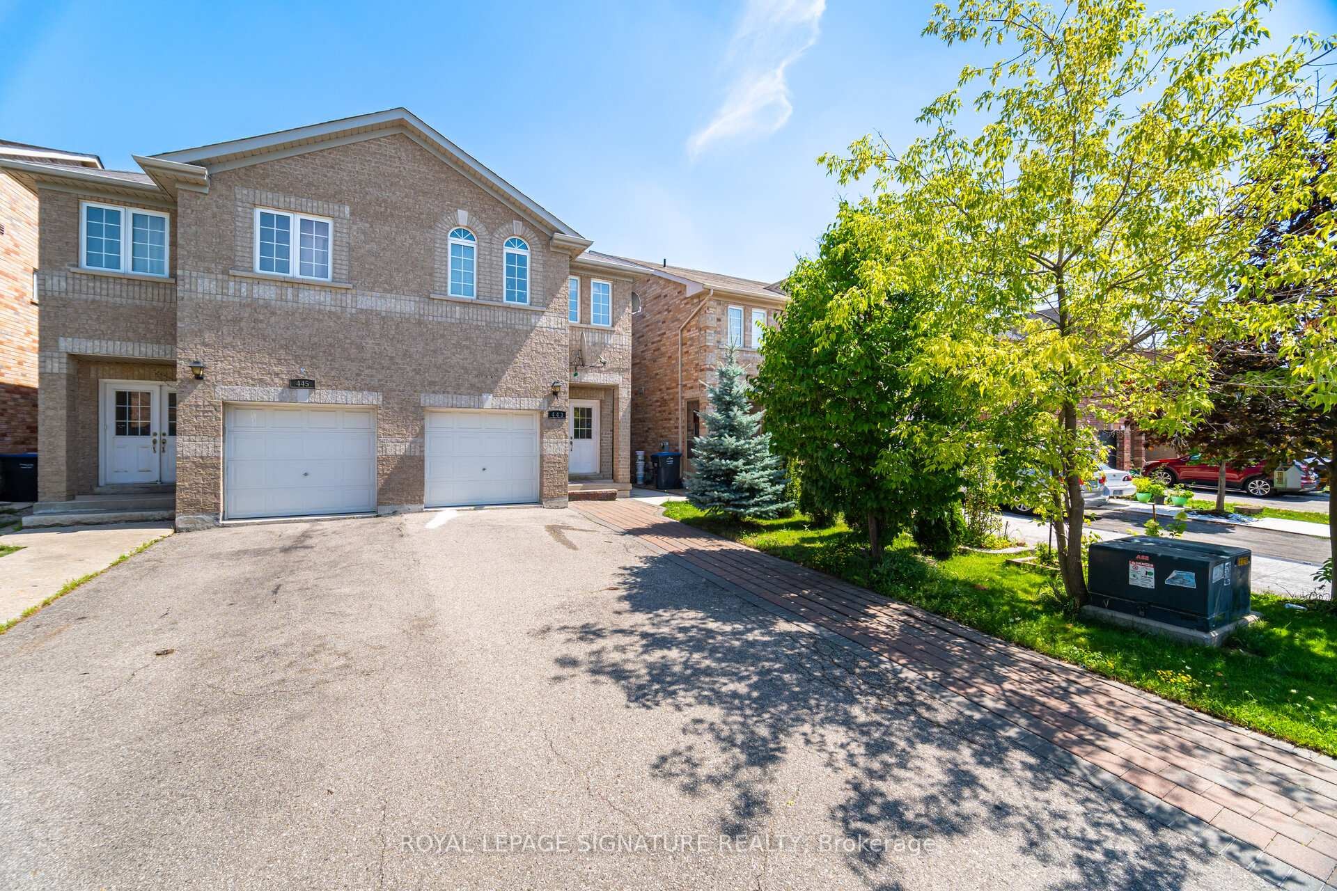 









443


Comiskey

Crescent,
Mississauga,




ON
L5W 0C7

