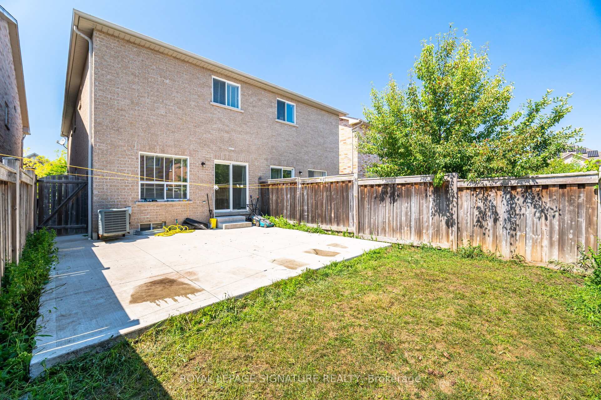 









443


Comiskey

Crescent,
Mississauga,




ON
L5W 0C7

