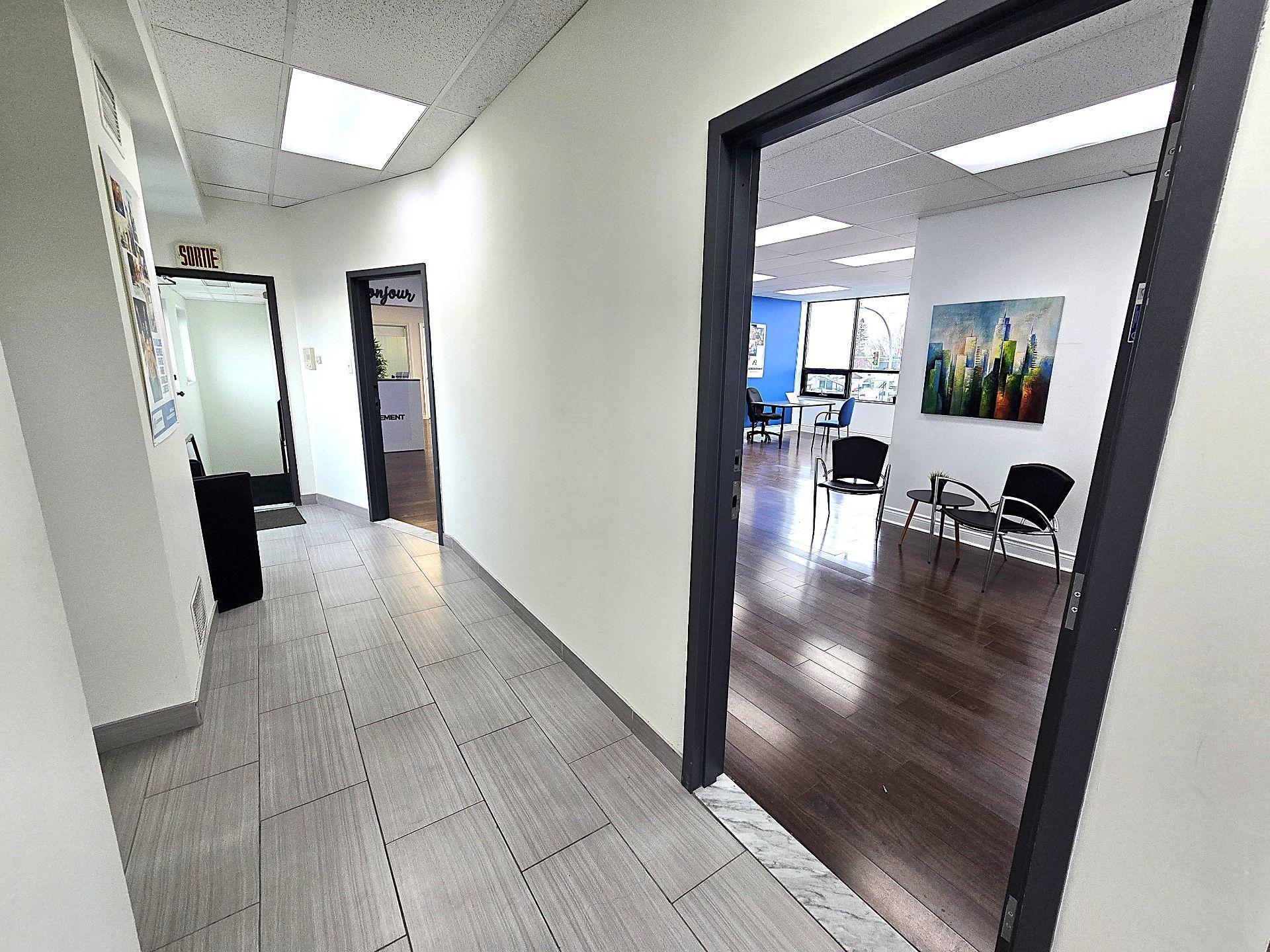 









503


Boul. des Laurentides

,
Laval (Pont-Viau),




QC
H7G2V2

