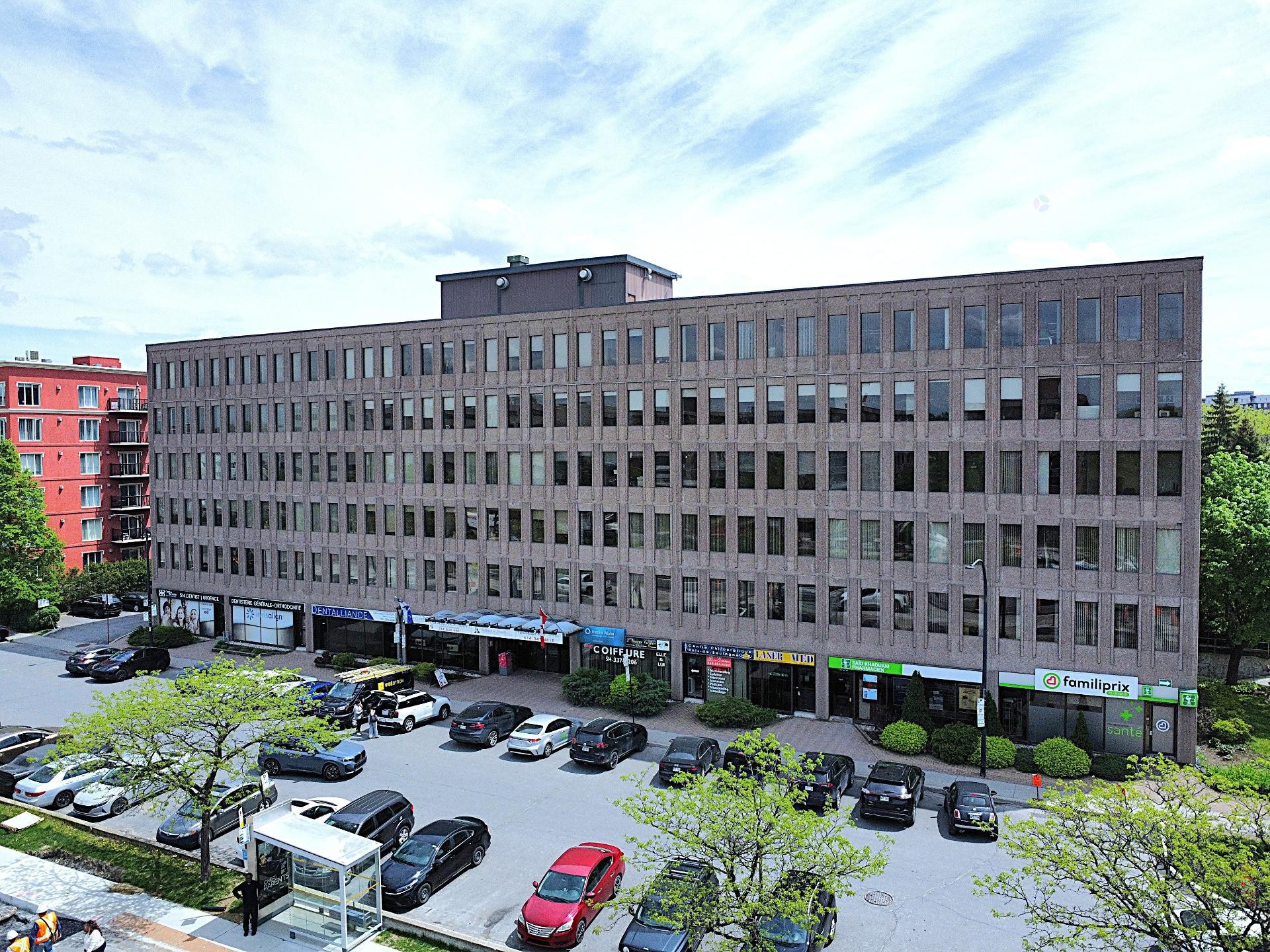 









1600


Boul. Henri-Bourassa O.

, 450,
Montréal (Ahuntsic-Cartierville),




QC
H3M3E2

