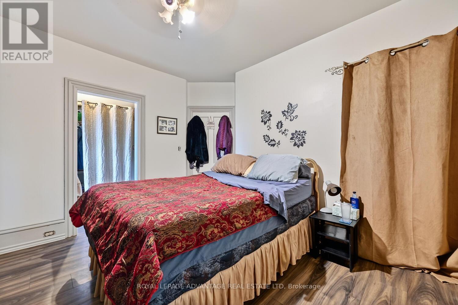 












16 MARY STREET N

,
Smiths Falls,




Ontario
K7A3R8

