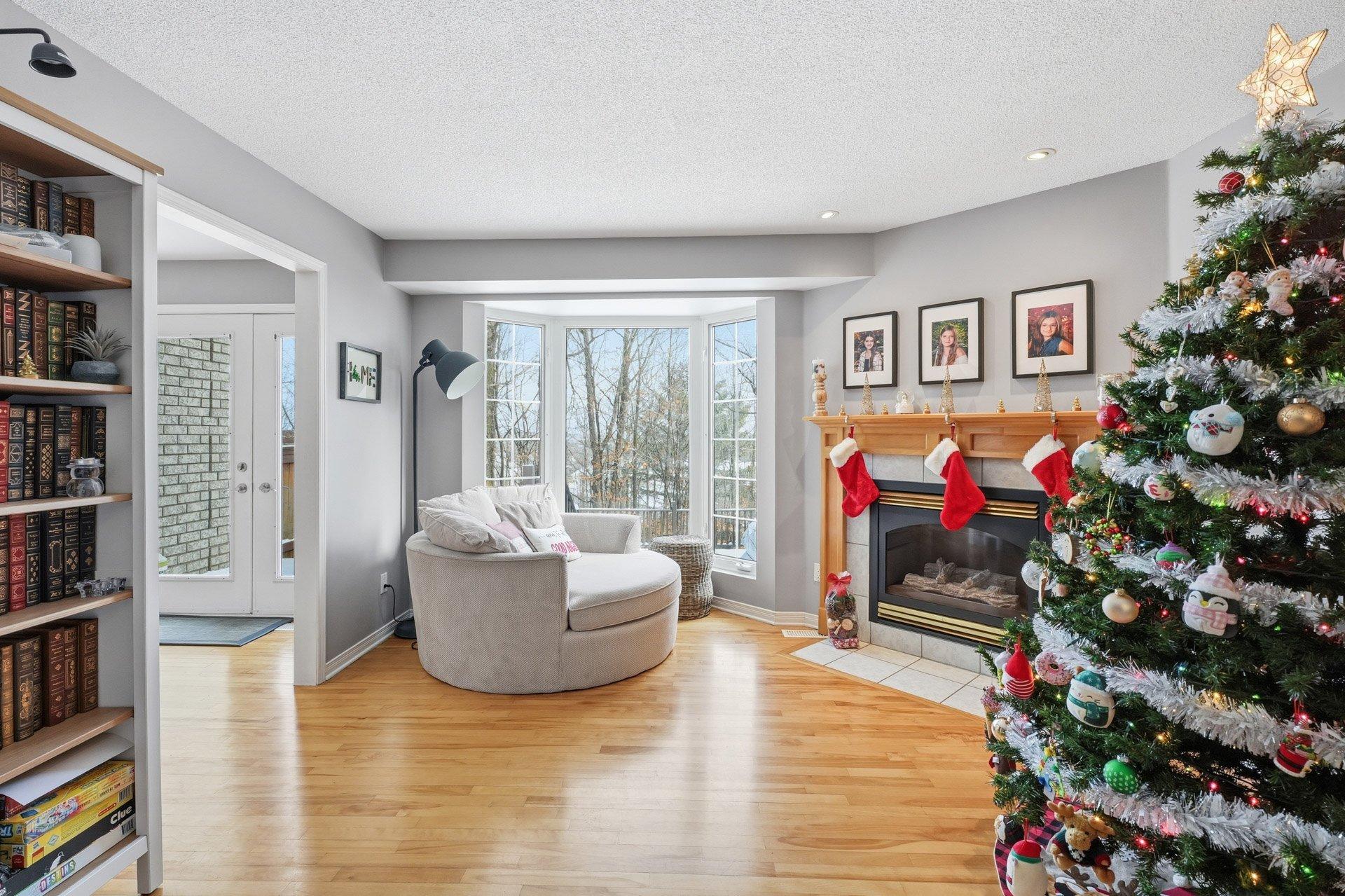 









10


Rue de Miramas

,
Gatineau (Gatineau),




QC
J8T8H6

