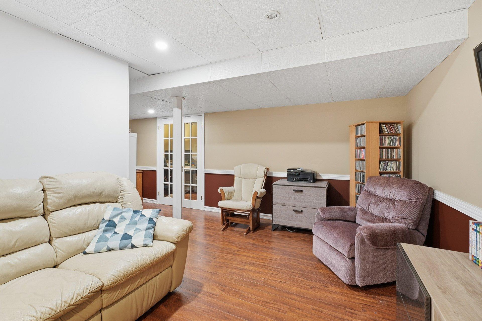 









10


Rue de Miramas

,
Gatineau (Gatineau),




QC
J8T8H6

