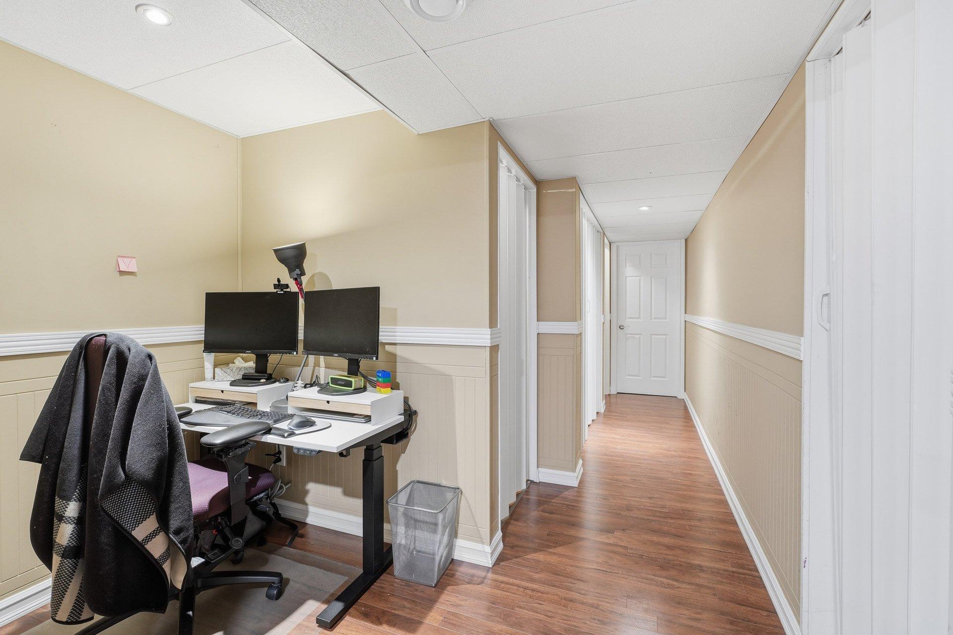 









10


Rue de Miramas

,
Gatineau (Gatineau),




QC
J8T8H6

