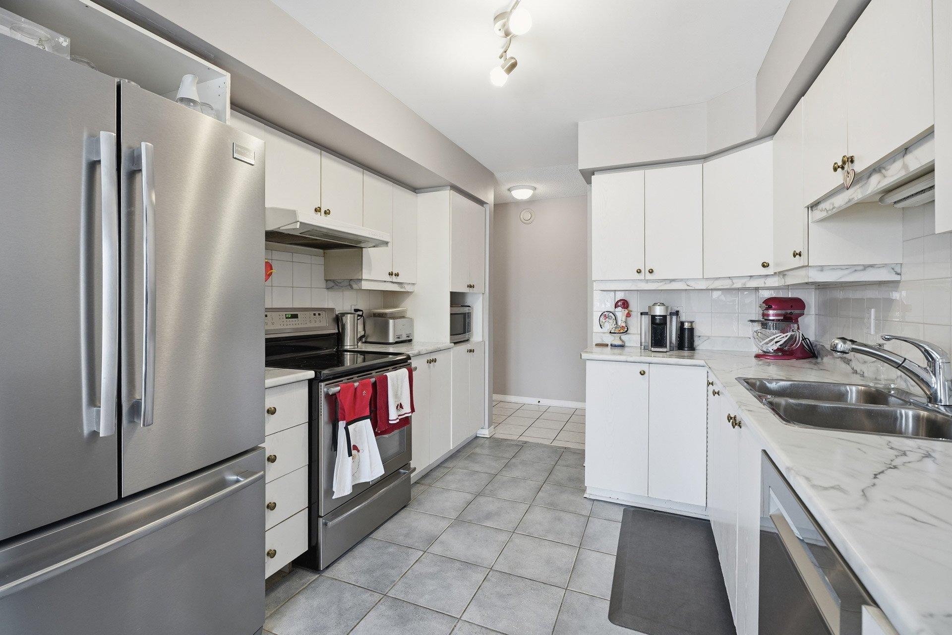 









10


Rue de Miramas

,
Gatineau (Gatineau),




QC
J8T8H6

