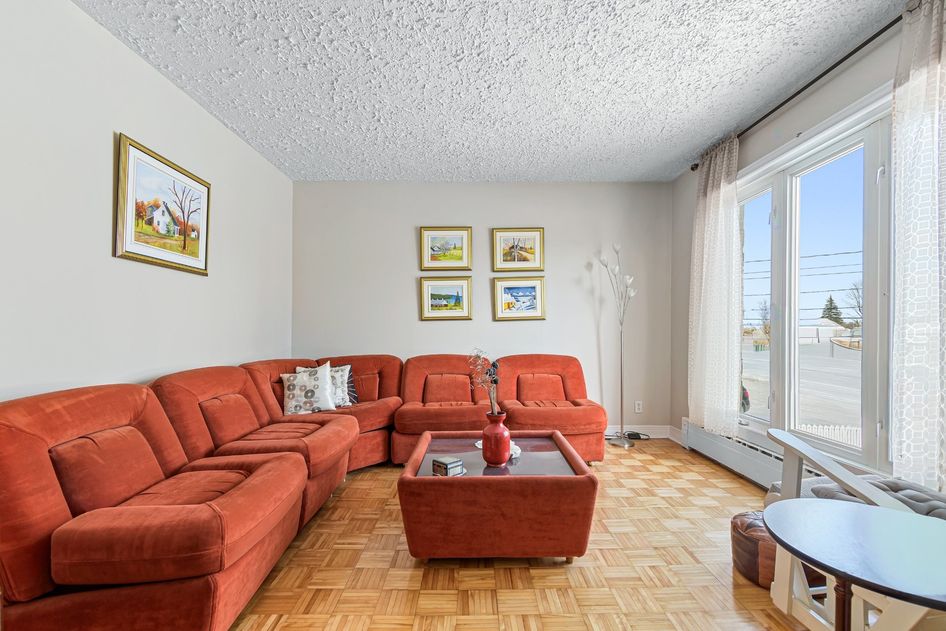 









328


Rue Fern

,
Lachute,




QC
J8H2A5

