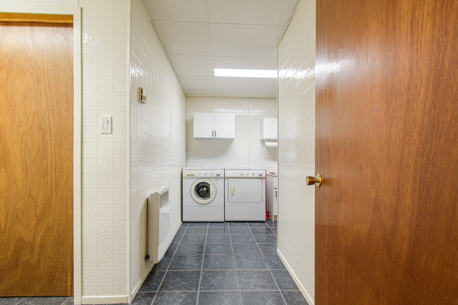 









328


Rue Fern

,
Lachute,




QC
J8H2A5

