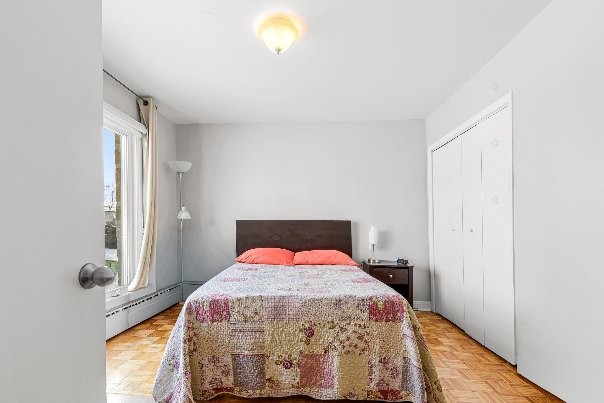 









328


Rue Fern

,
Lachute,




QC
J8H2A5

