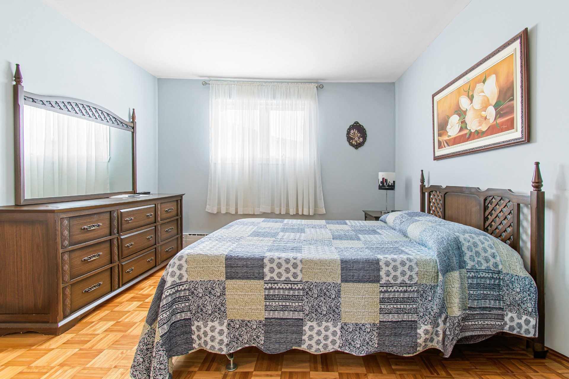 









328


Rue Fern

,
Lachute,




QC
J8H2A5

