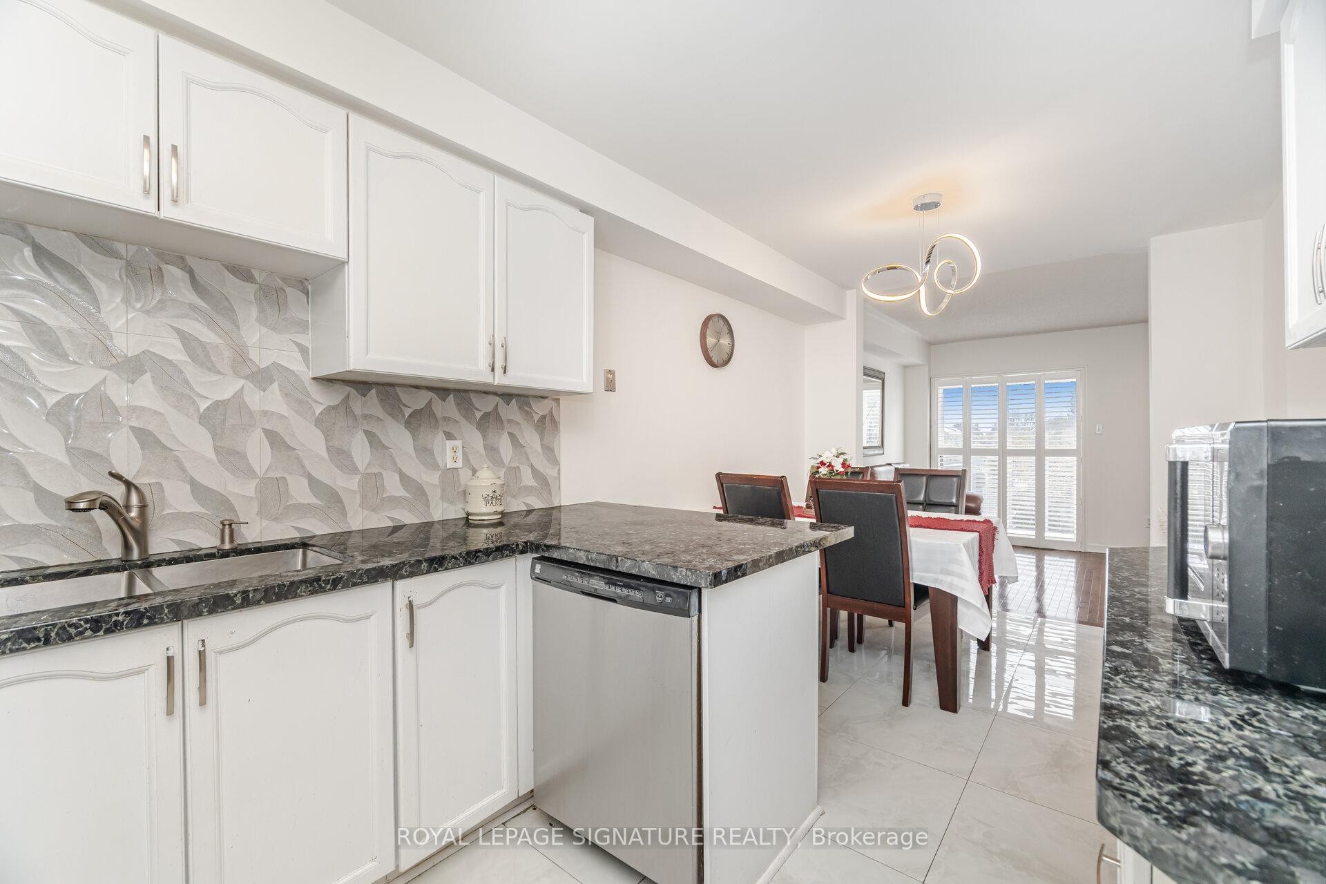 









184


Lindenshire

Avenue,
Vaughan,




ON
L6A 2X4

