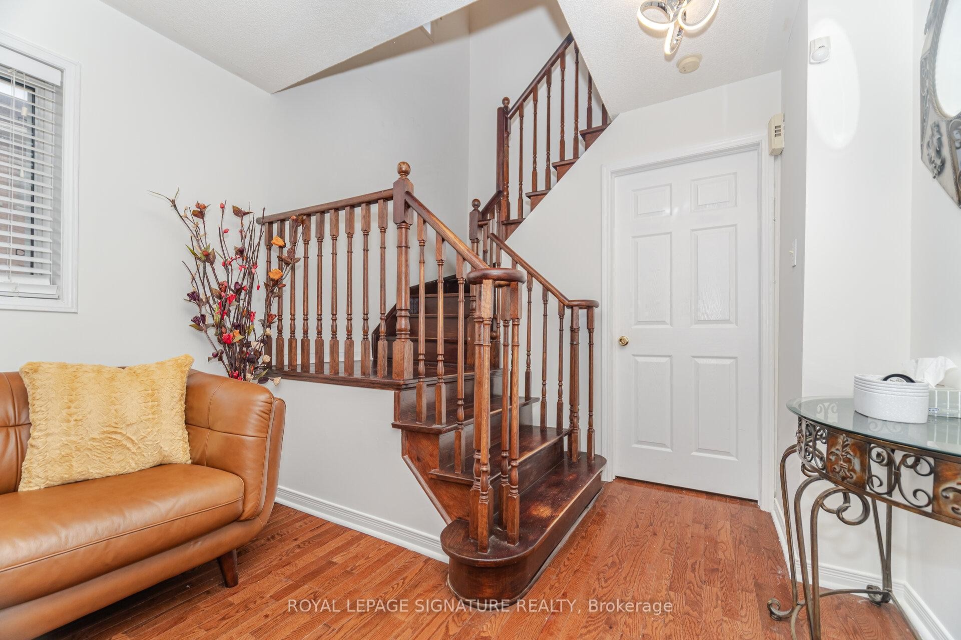 









184


Lindenshire

Avenue,
Vaughan,




ON
L6A 2X4

