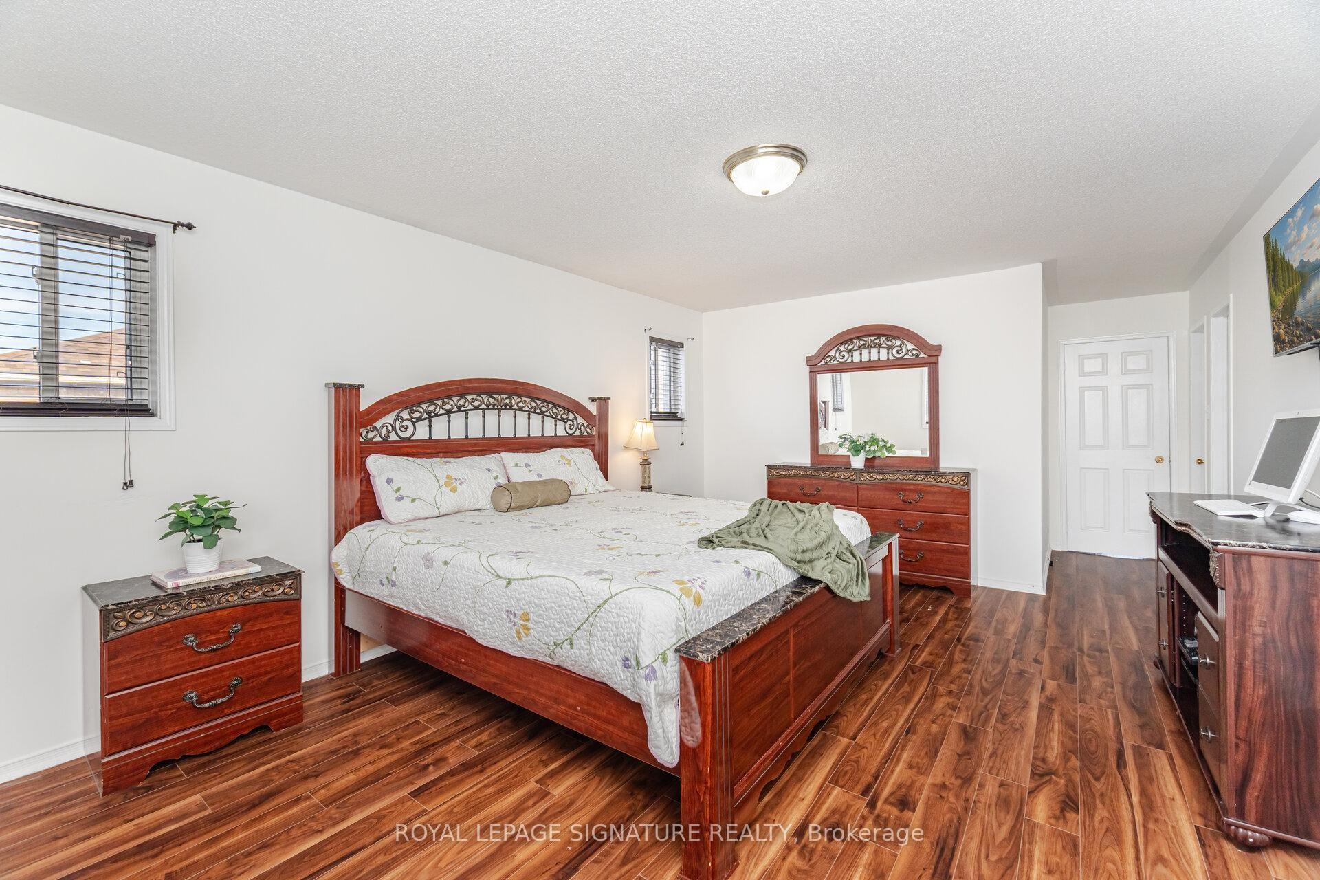 









184


Lindenshire

Avenue,
Vaughan,




ON
L6A 2X4

