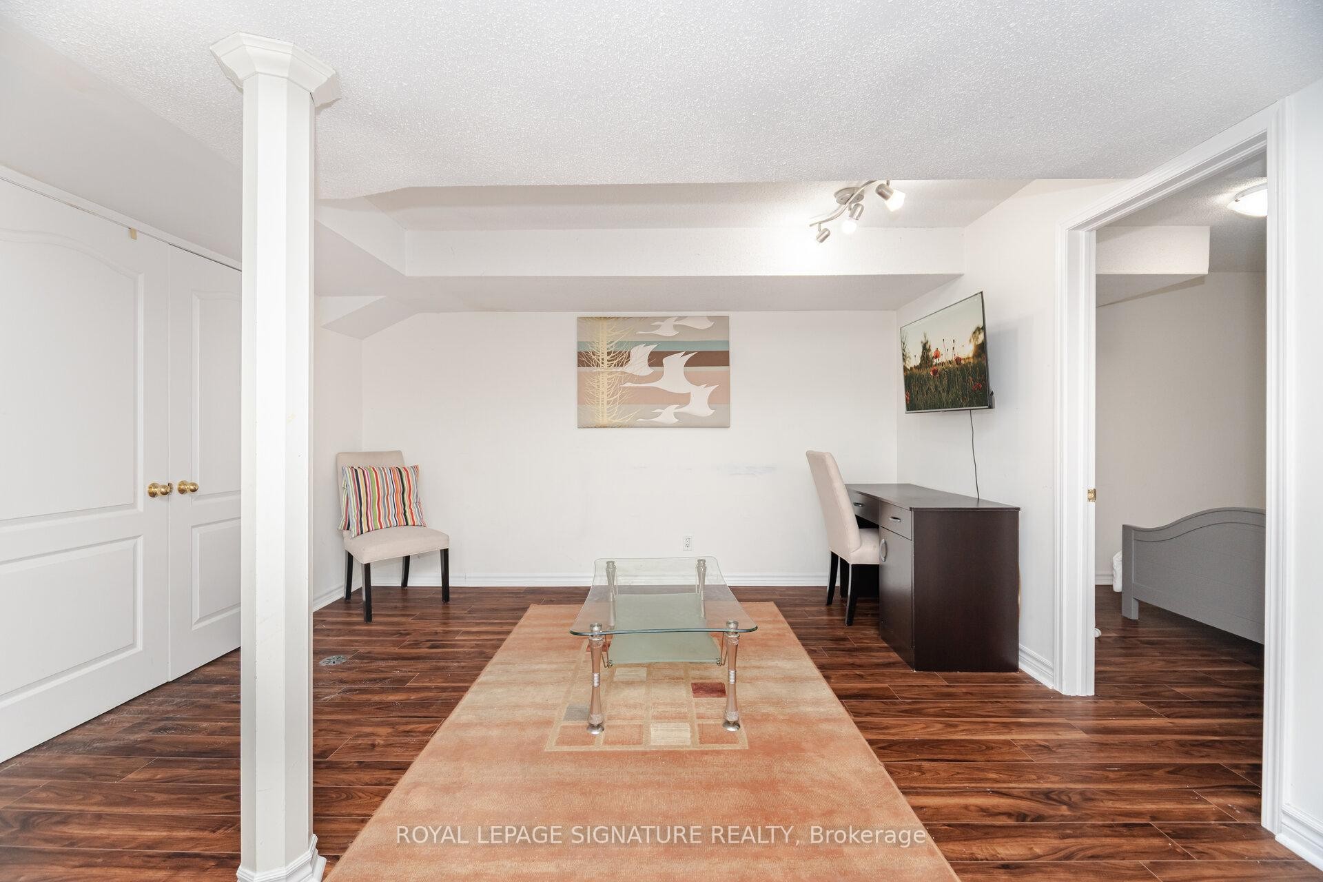 









184


Lindenshire

Avenue,
Vaughan,




ON
L6A 2X4

