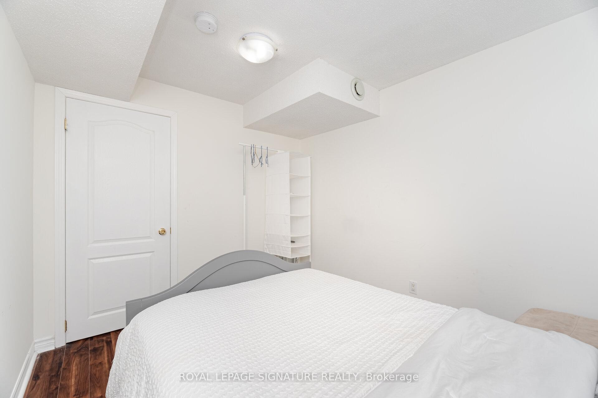 









184


Lindenshire

Avenue,
Vaughan,




ON
L6A 2X4

