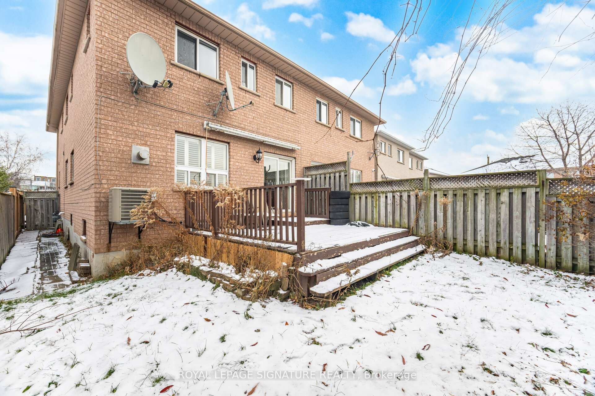 









184


Lindenshire

Avenue,
Vaughan,




ON
L6A 2X4

