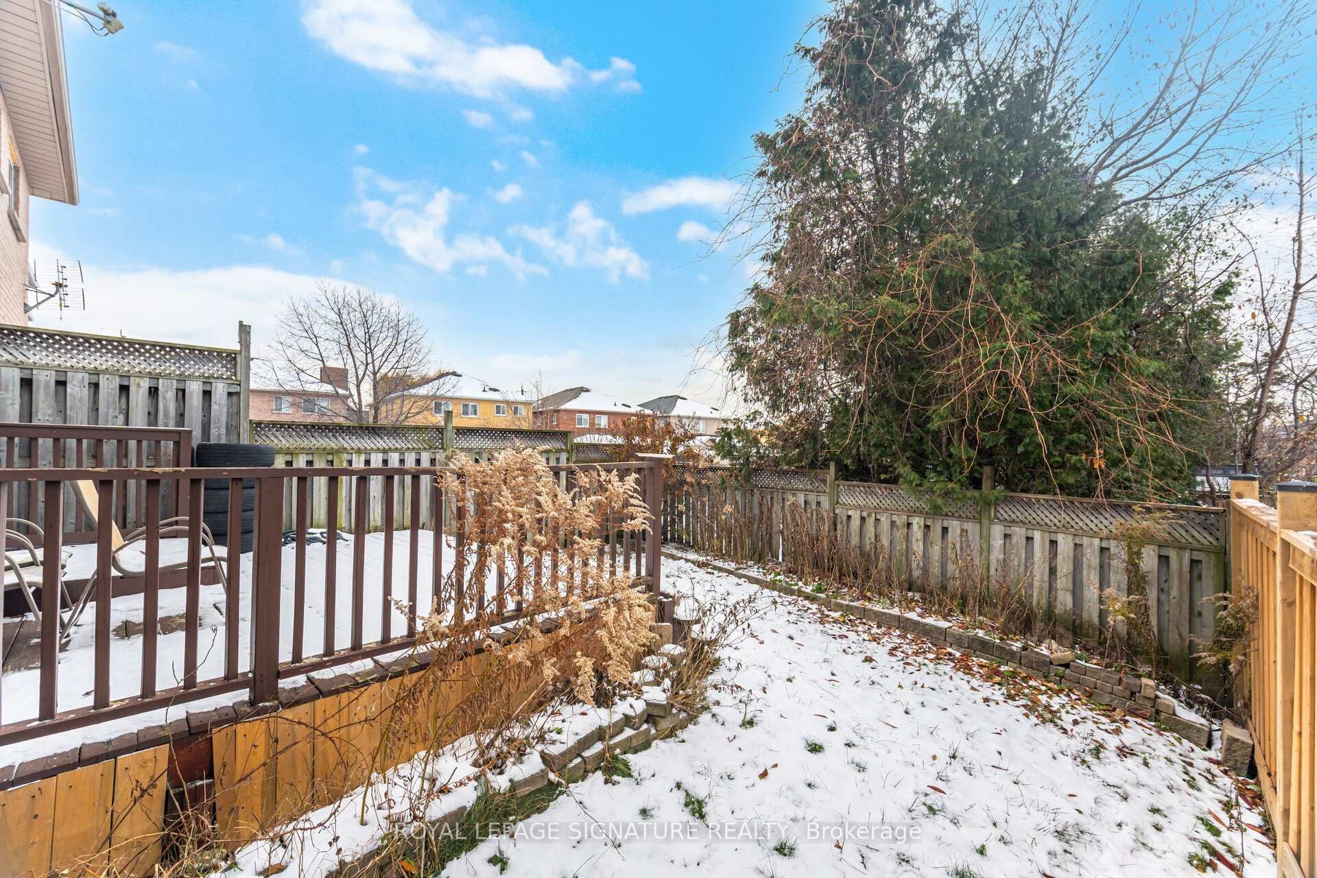 









184


Lindenshire

Avenue,
Vaughan,




ON
L6A 2X4

