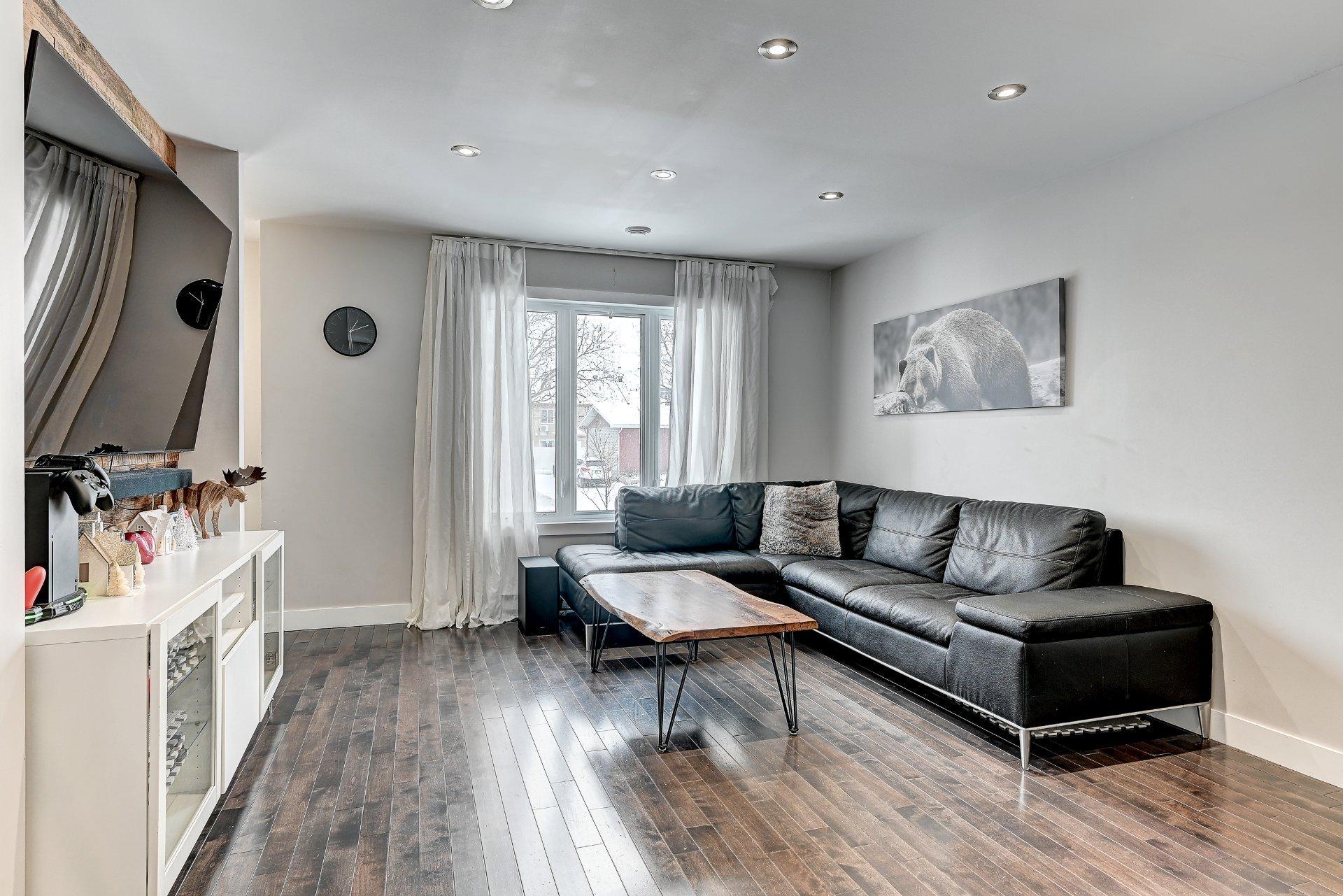 









33


Rue Beaudin

,
Saint-Rémi,




QC
J0L2L0

