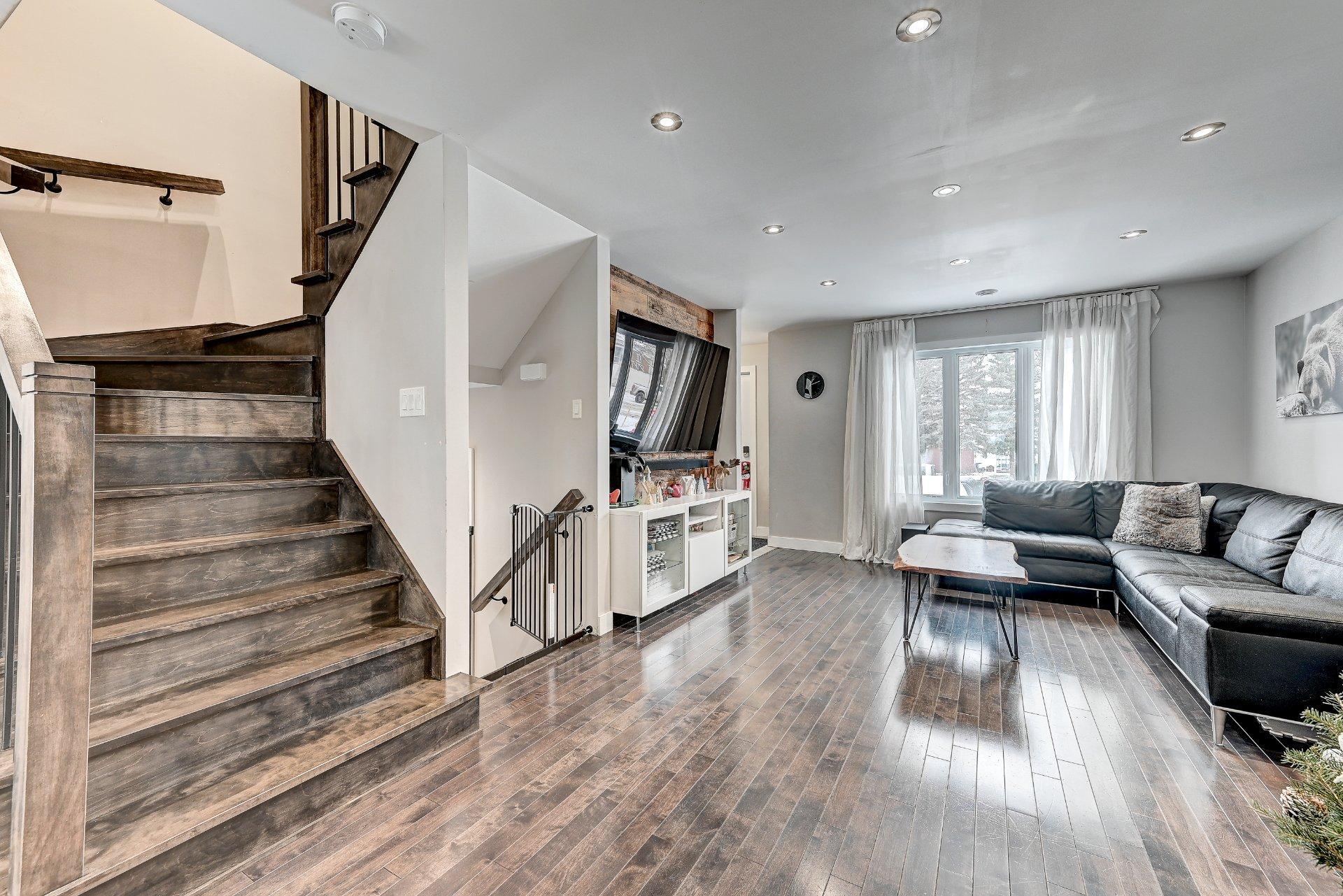 









33


Rue Beaudin

,
Saint-Rémi,




QC
J0L2L0

