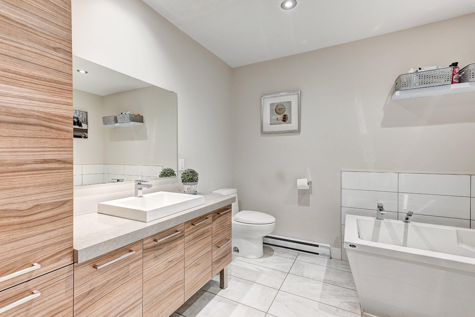 









33


Rue Beaudin

,
Saint-Rémi,




QC
J0L2L0

