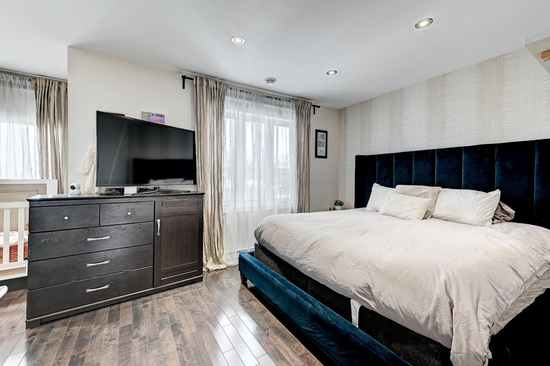 









33


Rue Beaudin

,
Saint-Rémi,




QC
J0L2L0

