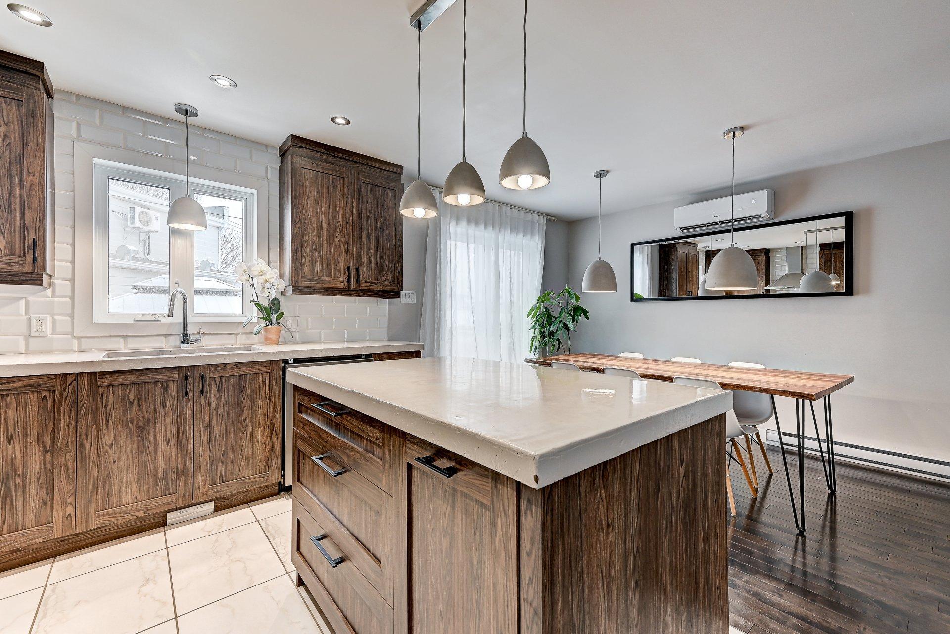 









33


Rue Beaudin

,
Saint-Rémi,




QC
J0L2L0

