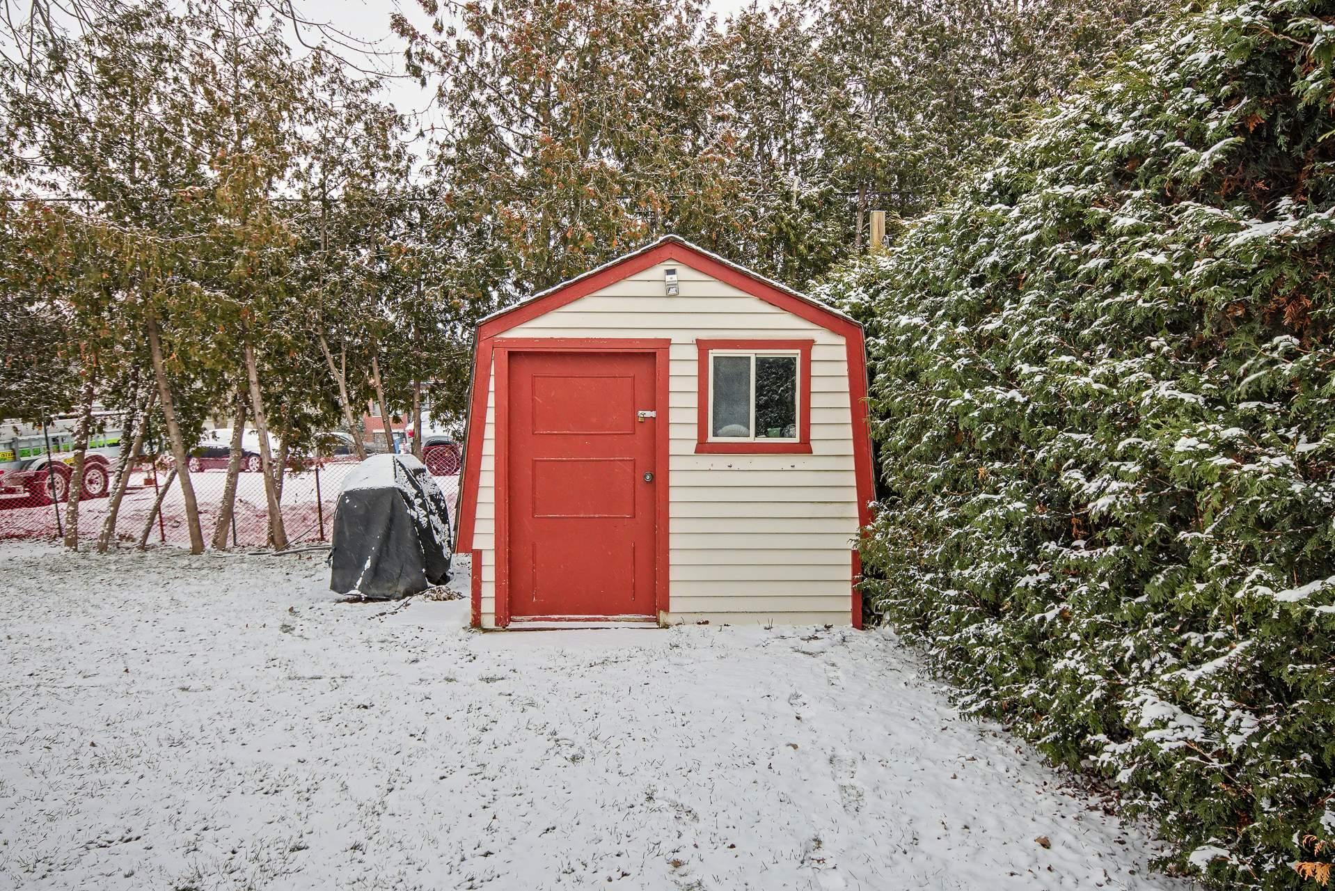 









3595


Rue Duvernay

,
Longueuil (Saint-Hubert),




QC
J3H4H1

