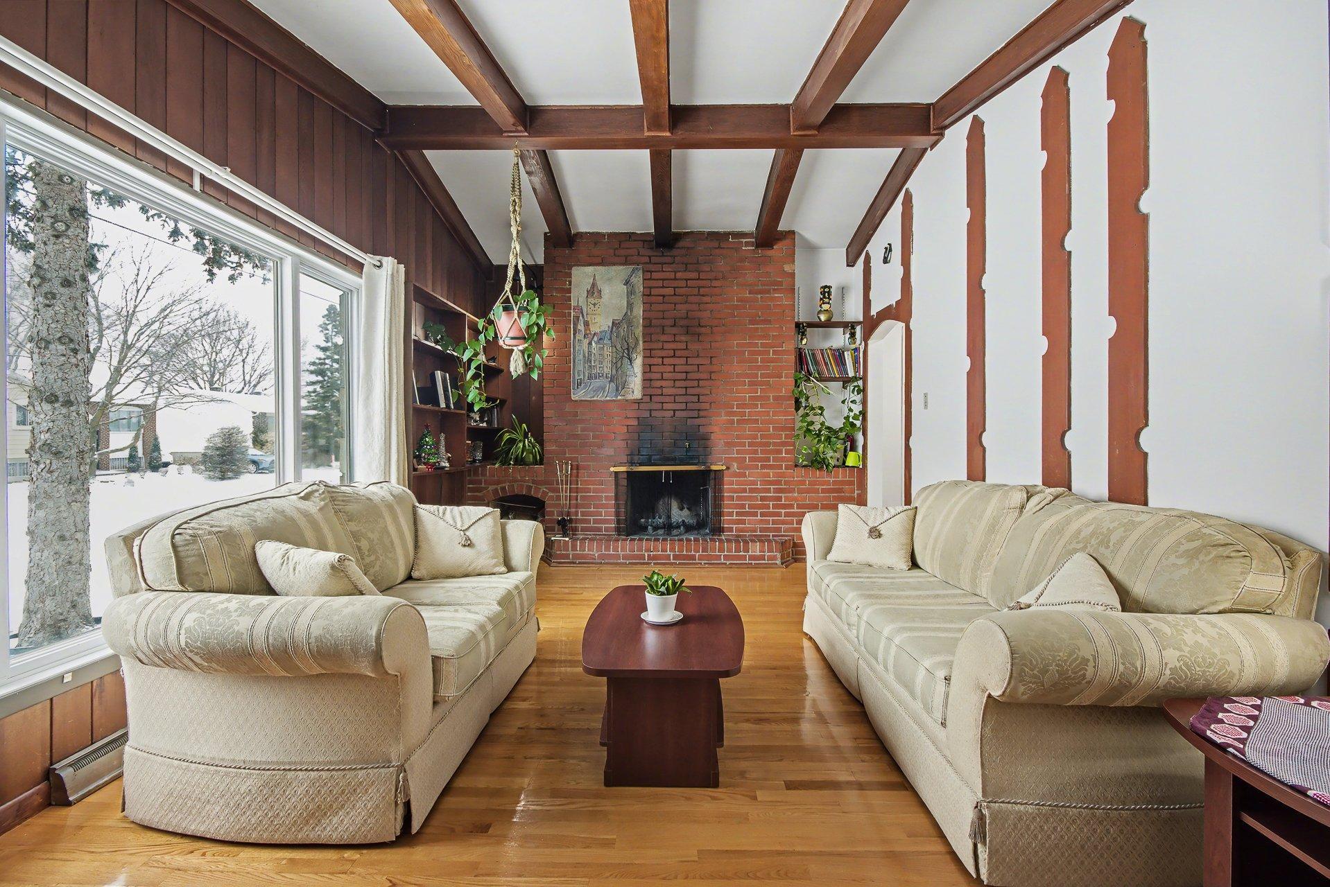 









3595


Rue Duvernay

,
Longueuil (Saint-Hubert),




QC
J3H4H1

