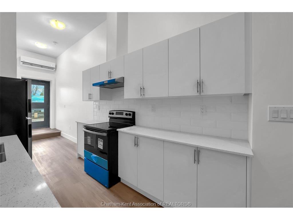 









131


Main

Street, 1,
Dresden,




ON
N0P 1M0

